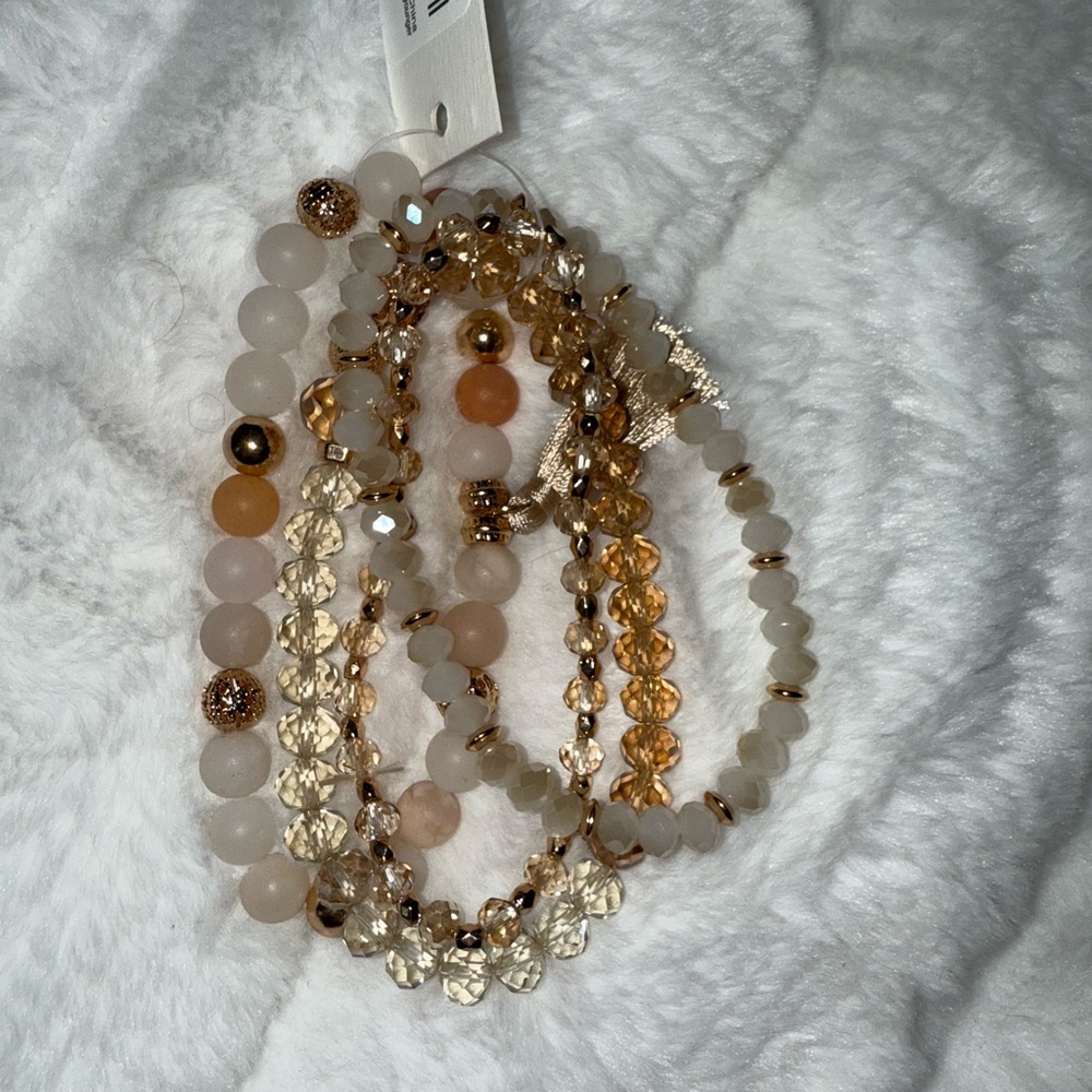 Beaded bracelet